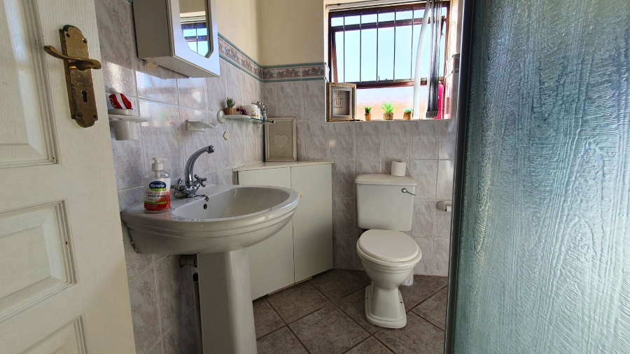 3 Bedroom Property for Sale in Dana Bay Western Cape